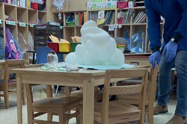 Elephant toothpaste experiment